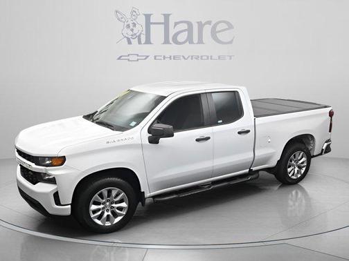 Summit White 2019 Chevrolet Silverado 1500 Custom
