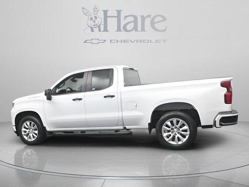 Summit White 2019 Chevrolet Silverado 1500 Custom