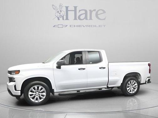 Summit White 2019 Chevrolet Silverado 1500 Custom