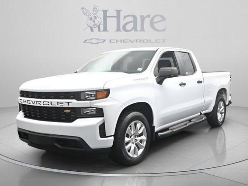 Summit White 2019 Chevrolet Silverado 1500 Custom
