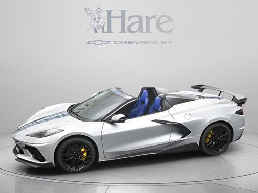 Blade Silver Metallic 2026 Chevrolet Corvette Stingray w/3LT