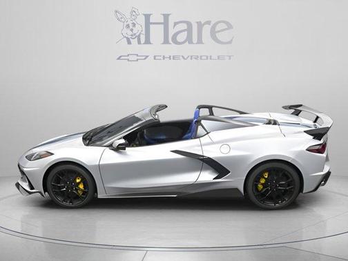 Blade Silver Metallic 2026 Chevrolet Corvette Stingray w/3LT