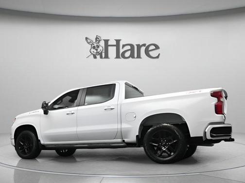 Summit White 2026 Chevrolet Silverado 1500 RST