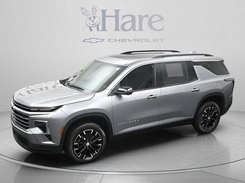 Sterling Gray Metallic 2026 Chevrolet Traverse LT