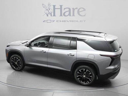 Sterling Gray Metallic 2026 Chevrolet Traverse LT