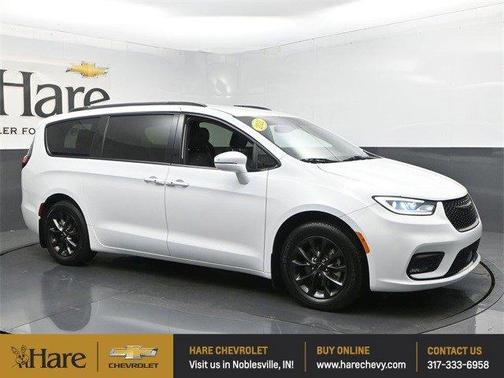 2021 Chrysler Pacifica Touring-L
