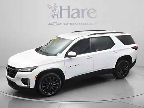 Summit White 2023 Chevrolet Traverse RS