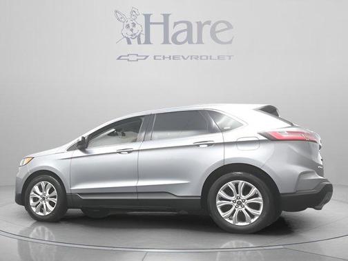 Silver Metallic 2020 Ford Edge Titanium