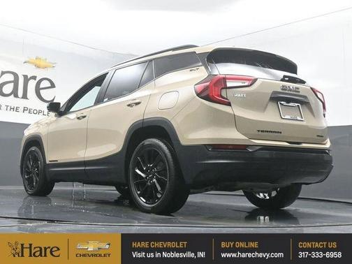 2023 GMC Terrain SLT