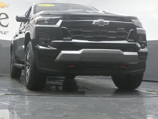 Black 2024 Chevrolet Colorado Z71