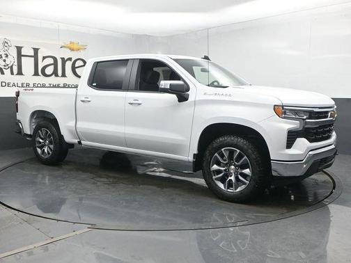 Summit White 2026 Chevrolet Silverado 1500 LT