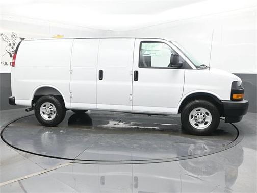 2025 Chevrolet Express 2500 Work Van