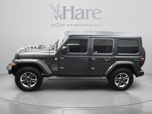 Granite Crystal Clearcoat Metallic 2021 Jeep Wrangler Unlimited Sahara