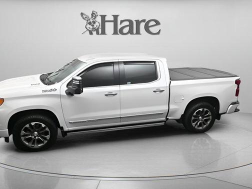 Iridescent Pearl Tricoat 2023 Chevrolet Silverado 1500 High Country