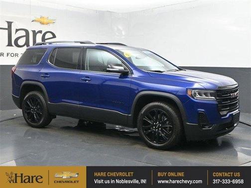2023 GMC Acadia SLT