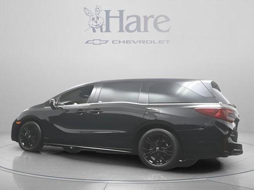 Crystal Black Pearl 2025 Honda Odyssey Sport-L