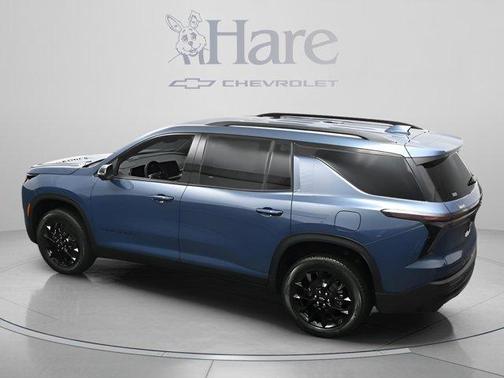 Lakeshore Blue Metallic 2026 Chevrolet Traverse LT