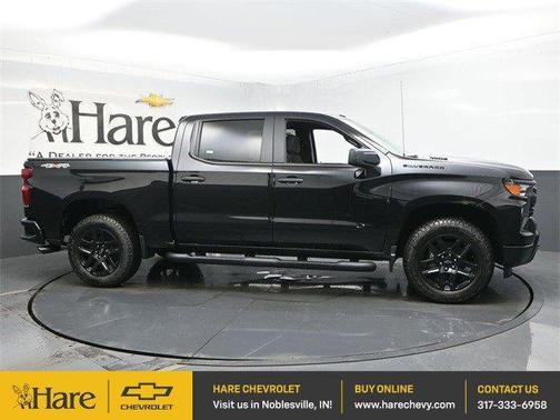 2025 Chevrolet Silverado 1500 Custom