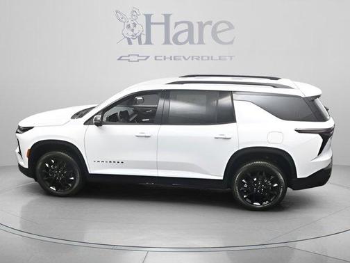 Summit White 2026 Chevrolet Traverse LT
