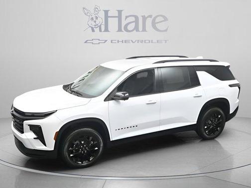Summit White 2026 Chevrolet Traverse LT
