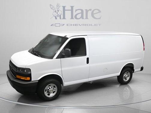 Summit White 2026 Chevrolet Express 2500 Work Van