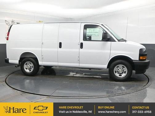 Summit White 2026 Chevrolet Express 2500 Work Van Cargo Van