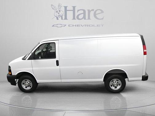 Summit White 2026 Chevrolet Express 2500 Work Van