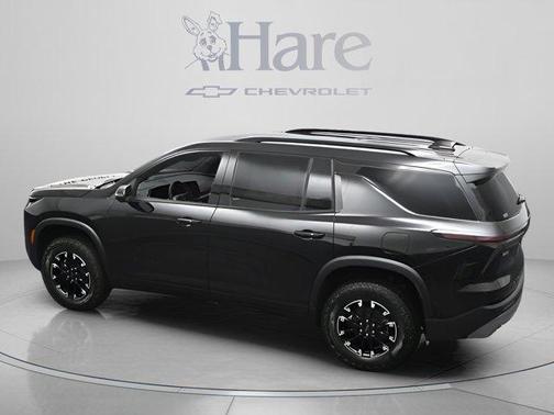Mosaic Black Metallic 2026 Chevrolet Traverse Z71