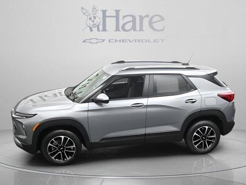 Sterling Gray Metallic 2026 Chevrolet Trailblazer LT