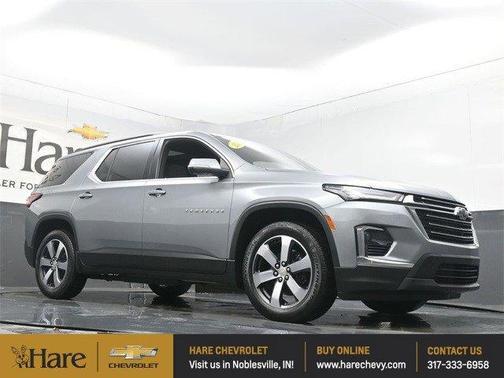 2023 Chevrolet Traverse LT Leather
