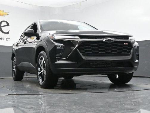 Mosaic Black Metallic 2026 Chevrolet Trax 1RS