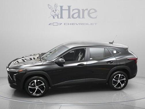 Mosaic Black Metallic 2026 Chevrolet Trax 1RS