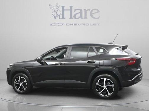 Mosaic Black Metallic 2026 Chevrolet Trax 1RS