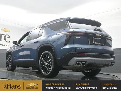 2025 Chevrolet Traverse LT