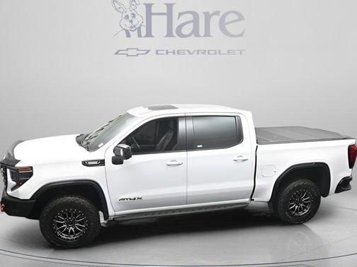Summit White 2024 GMC Sierra 1500 AT4X