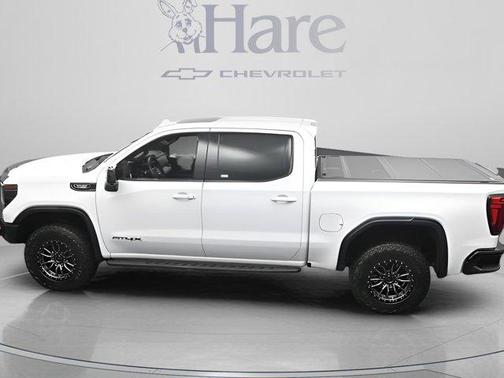 Summit White 2024 GMC Sierra 1500 AT4X