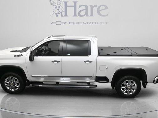 Iridescent Pearl Tricoat 2024 Chevrolet Silverado 3500 High Country