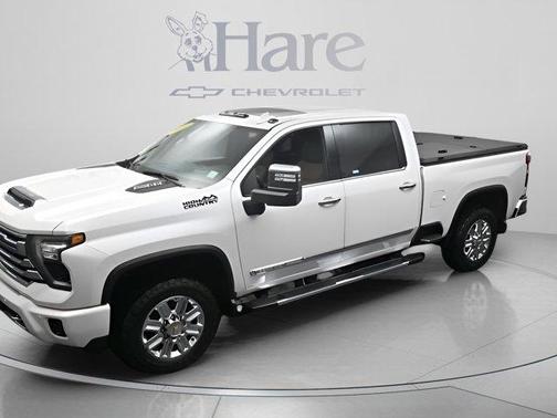 Iridescent Pearl Tricoat 2024 Chevrolet Silverado 3500 High Country