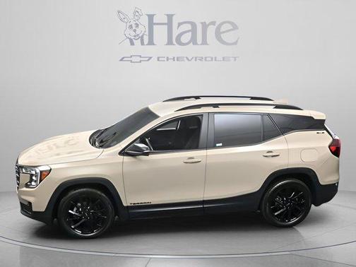 Desert Sand Metallic 2023 GMC Terrain SLE