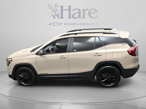 Desert Sand Metallic 2023 GMC Terrain SLE