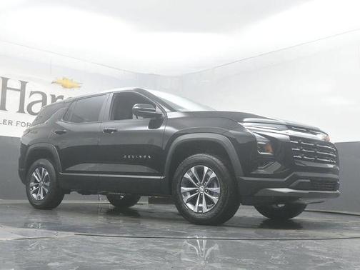 Mosaic Black Metallic 2026 Chevrolet Equinox LT