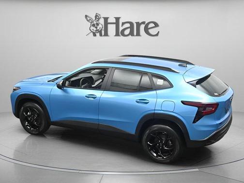 Marina Blue 2026 Chevrolet Trax LT