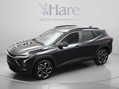 Mosaic Black Metallic 2026 Chevrolet Trax 2RS