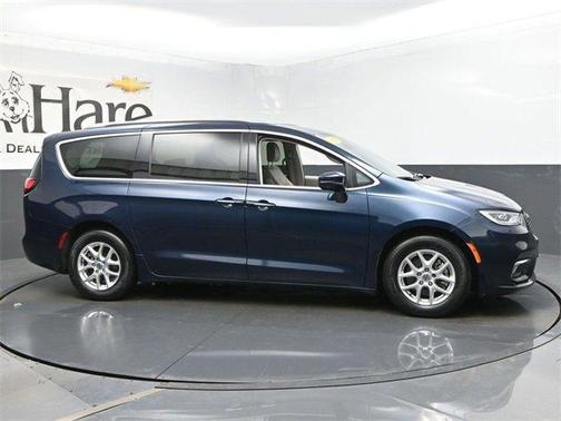 2021 Chrysler Pacifica Touring-L