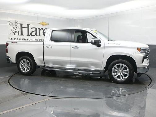 Iridescent Pearl Tricoat 2023 Chevrolet Silverado 1500 LTZ