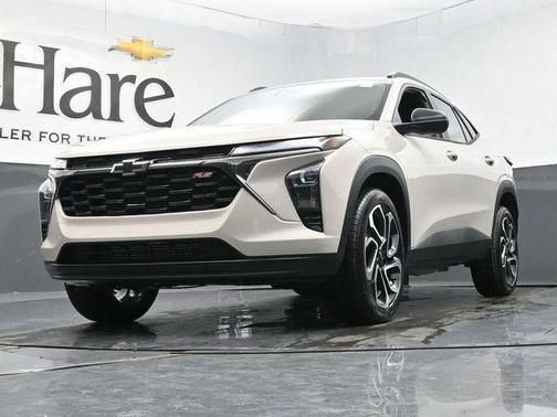 White Sand 2026 Chevrolet Trax 2RS