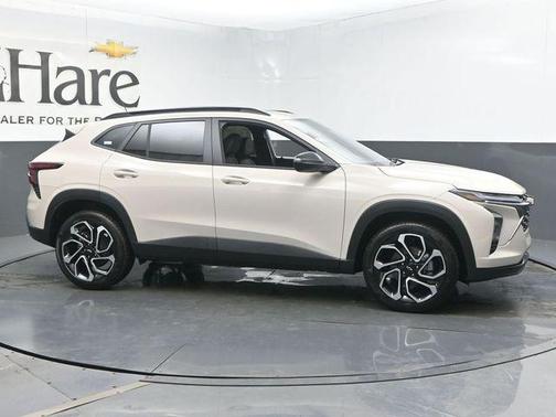 White Sand 2026 Chevrolet Trax 2RS