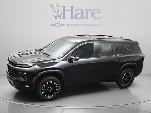 Mosaic Black Metallic 2026 Chevrolet Traverse Z71