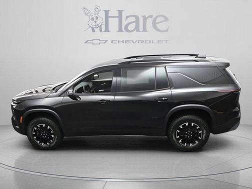 Mosaic Black Metallic 2026 Chevrolet Traverse Z71