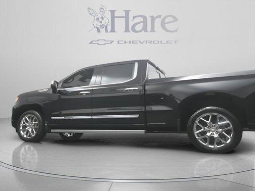 Black 2023 Chevrolet Silverado 1500 High Country